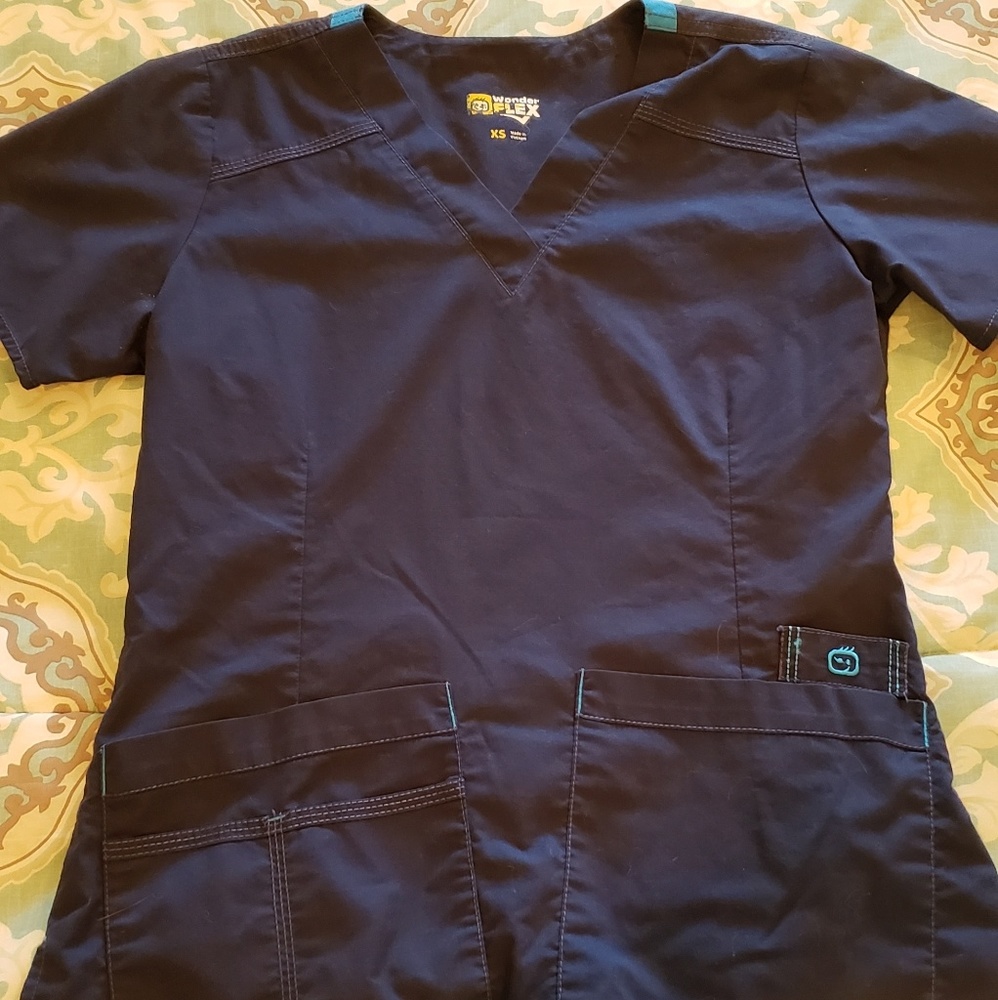 Wonder Flex Navy Scrubs Top and Bottom Set PETITE
